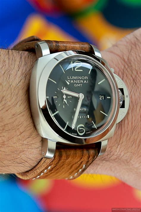 WATCH REVIEW Panerai Luminor 1950 8 Days GMT PAM 233.